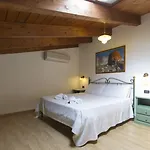 Tenute San Giuliano, Agri San Giuliano בית חווה *