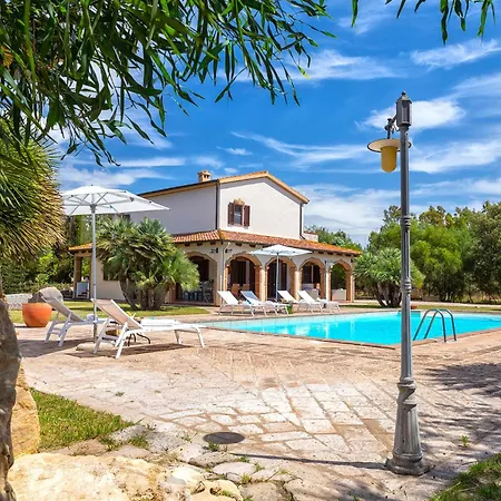Bauernhof Tenute San Giuliano, Agri San Giuliano Santa Maria la Palma