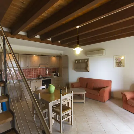 Agri San Giuliano Alloggio per agriturismo Santa Maria la Palma