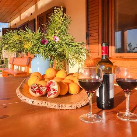 Alloggio per agriturismo Agri San Giuliano *